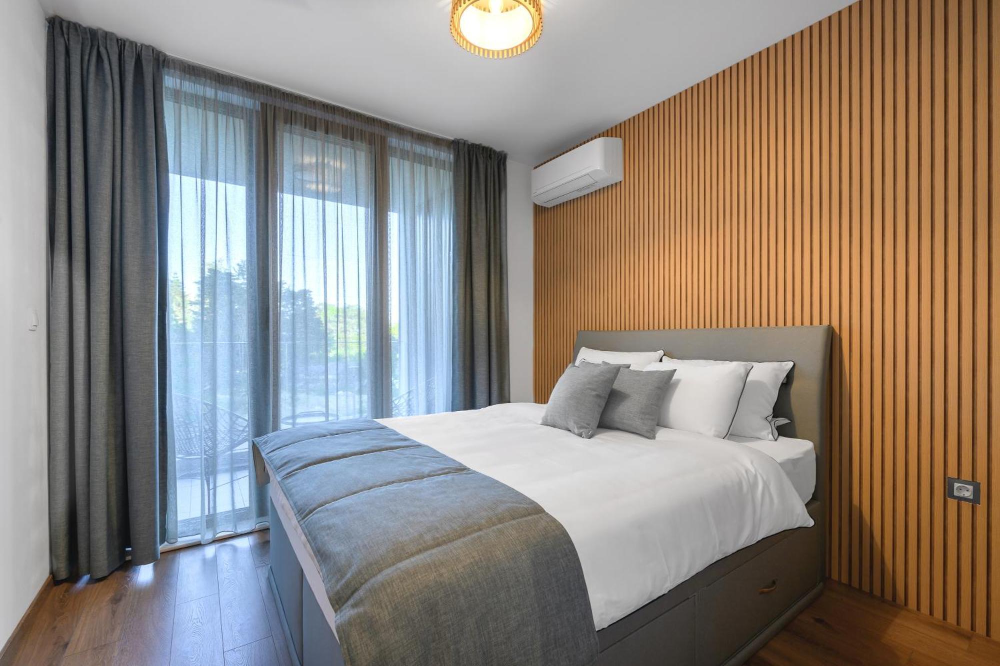 Boho Sea View One-Bedroom Pool & Spa Apartment Saints Constantine and Helena Exteriér fotografie